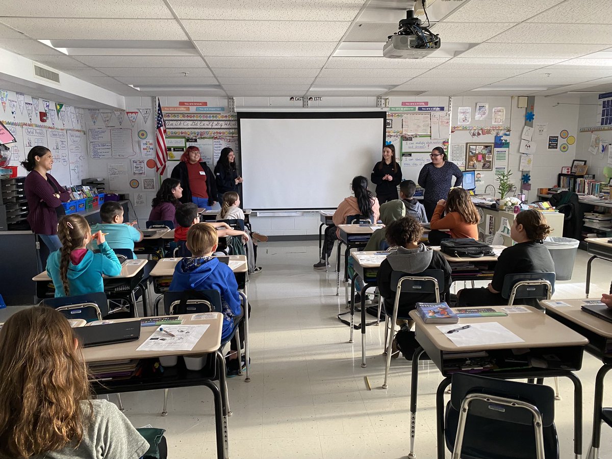 MMarzan5's tweet photo. Thank you to Mr. Castro and the inspiring Ed Pathway EGHS students for sharing their growth mindset personal stories with our 5th Graders! @Ricardo95186074 @D59SaltCreek https://t.co/46Dd2WPeEr