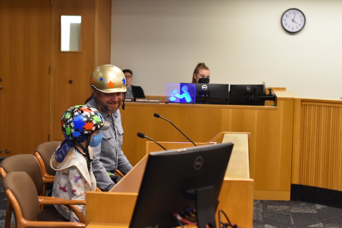 KhanhPhamForOR's tweet image. Deep gratitude for the families &amp;amp; community leaders who took yesterday off to testify in support of House Bill 3014, our bill that will allow school districts greater options to invest in programs encouraging students to walk, bike, and take transit to school.  Dozens