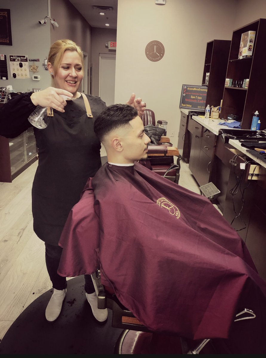 GroomingArizona's tweet photo. Time for a fresh look? Get it done right at Phoenix's #1 rated barbershop! 💈 #ModernMeetsOldSchool #phoenix https://t.co/OdSOsFTPMY