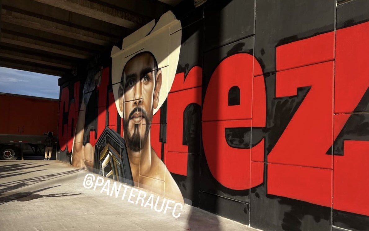 mmamania's tweet photo. A mural of Yair Rodriguez went up in Ciudad Juárez https://t.co/e7HJvPCvSM