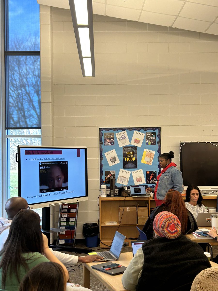 PrincipalPalme1's tweet photo. Medora's Racial Equity Team leading the way today! Not only did they share their learning but they facilitated "So What? Now What?" Conversations. #MedoraMagic @JCPSAsstSuptES โค๏ธ๐ฑ๐ฉ https://t.co/8eBc5gu608