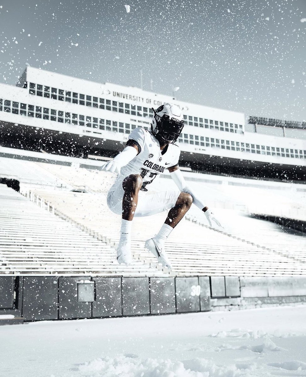 Extremely blessed and thankful to receive an offer from the University of Colorado <a href="/DeionSanders/">COACH PRIME</a> <a href="/CoachBartolone/">Brett Bartolone</a> @SWiltfong247 <a href="/TomLoy247/">Tom Loy</a> <a href="/TractionAp/">TractionAP</a>