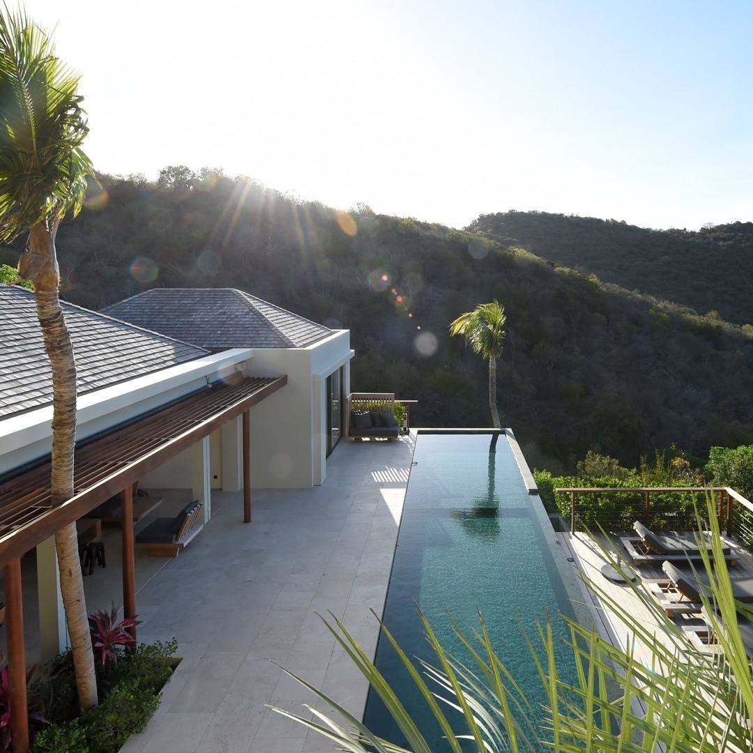 RentalEscapes's tweet photo. 📍Vesper, Lurin, St Barts
.
.
.
#rentalescapes #travel #luxuryvilla #luxurytravel #luxuryhomes #luxuryrealestate #luxurylifestyle #beautifuldestinations #luxuryliving #luxuryworldtraveler #holidayrental #stbarts https://t.co/doIHkC84VI