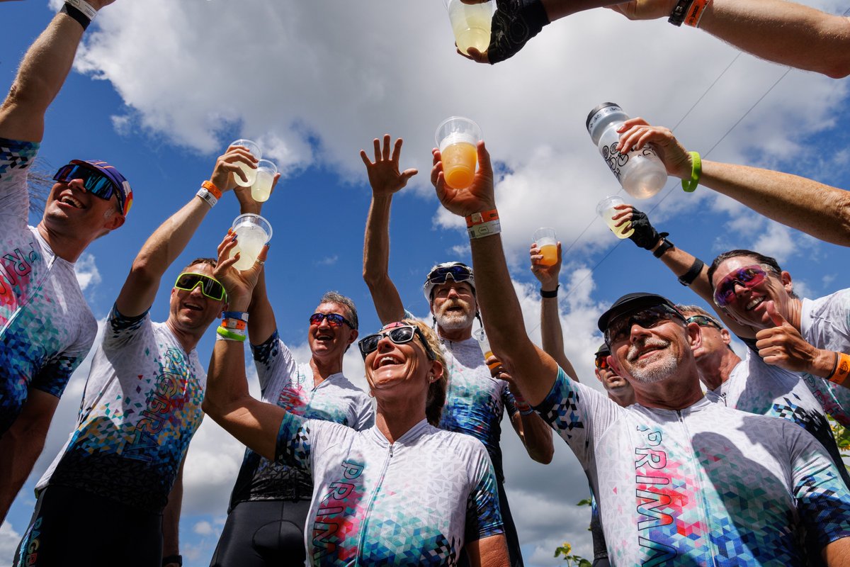 It's Fat Tuesday! Laissez les bons temps rouler!

🥳 Team <a href="/PrimalWear/">Primal Wear</a> on #RAGBRAI XLIX by <a href="/bpowersphoto/">Brian Powers</a>