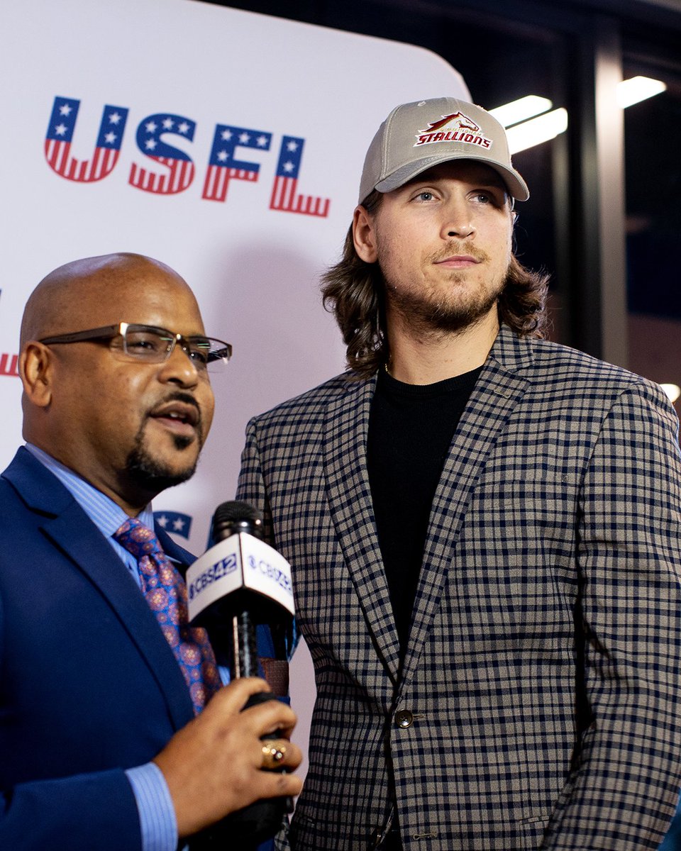 DeeJacksonCBS42's tweet photo. Give us a RT if you're fired up about the @USFLStallions reloading to run it back this year starting tonight with the #USFLDraft @USFLDraft @DarrynJames @McGoughAlex @CBS_42 #GiddyUp #GittyUp https://t.co/QCEJwMkZAT