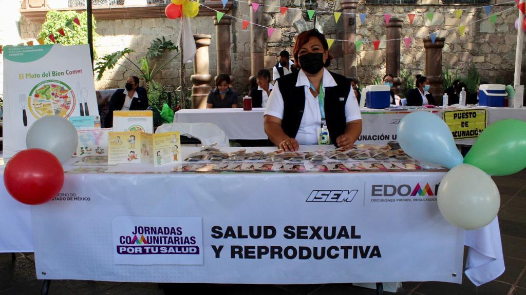 SaludEdomex's tweet photo. 📰 #ComunicadoSalud| ES PRIORIDAD DEL GOBIERNO DEL ESTADO DE MÉXICO ACERCAR SERVICIOS DE SALUD A LAS Y LOS MEXIQUENSES.

✅ Destaca Secretario de Salud que las Jornadas Comunitarias han llegado a los 125 municipios.

📌 Más detalles 👉🏽 https://t.co/h0YI790wza https://t.co/OGbKlMyWe8