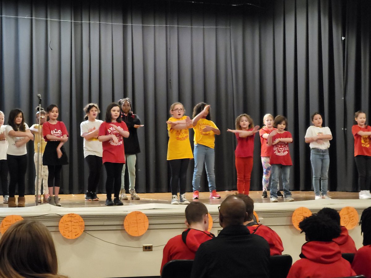 Dr_Joe_Peacock's tweet photo. Avalon Elementary held a pep rally this morning for our Northgate Boys Basketball team as they enter the WPIAL playoffs tonight! https://t.co/UtvcS2Ri0L