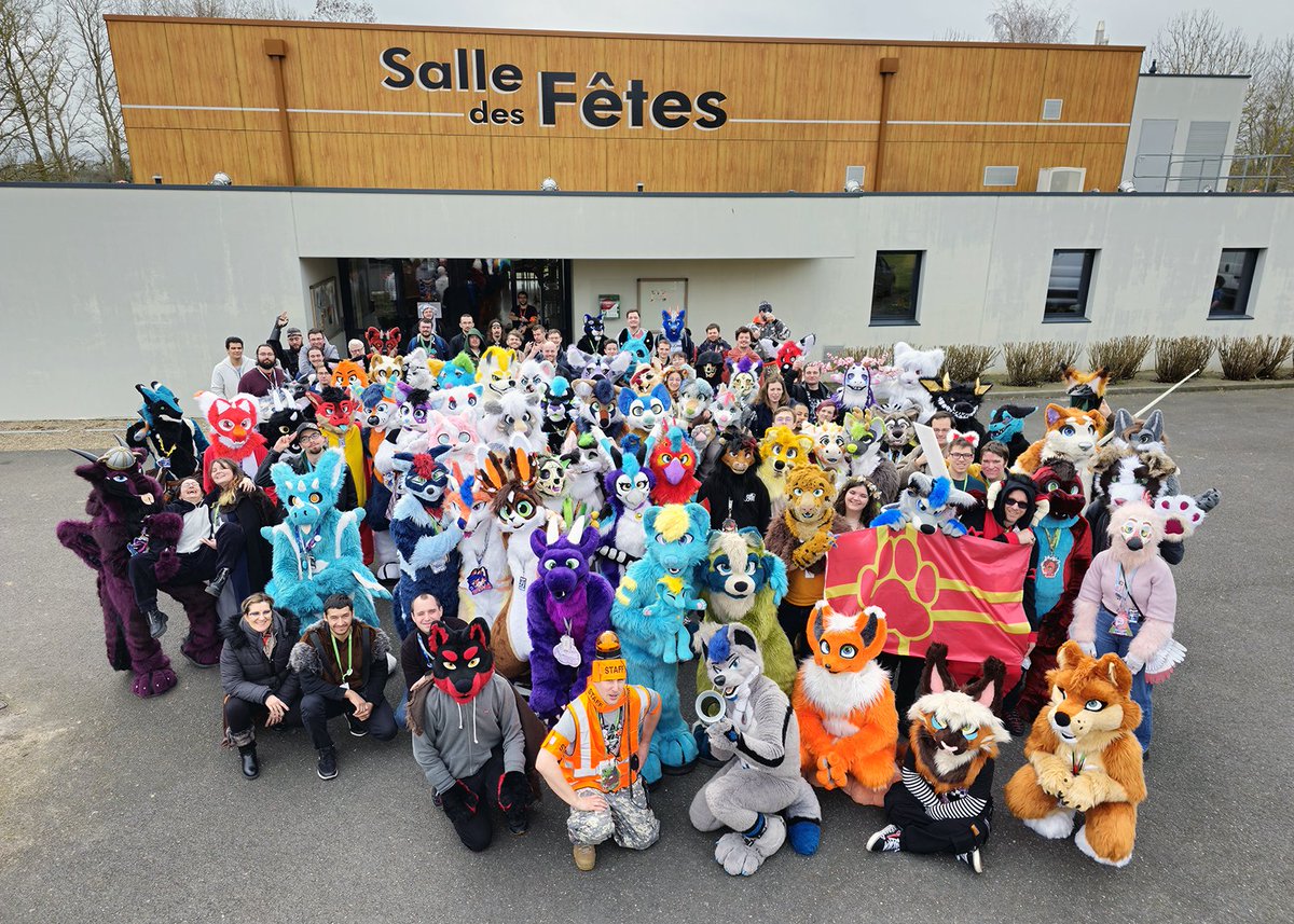 NormandiFurs's tweet photo. Plus de 140 participants lors de la FurCalvaDance 4 qui dura 3 jours dans une ambiance Viking bien fun !
Merci à tous pour votre bienveillance et votre joie que nous avons pu partager. ♫
📷 @nekopitou
#furcalvadance #normandifurs https://t.co/lobnqW8rVC