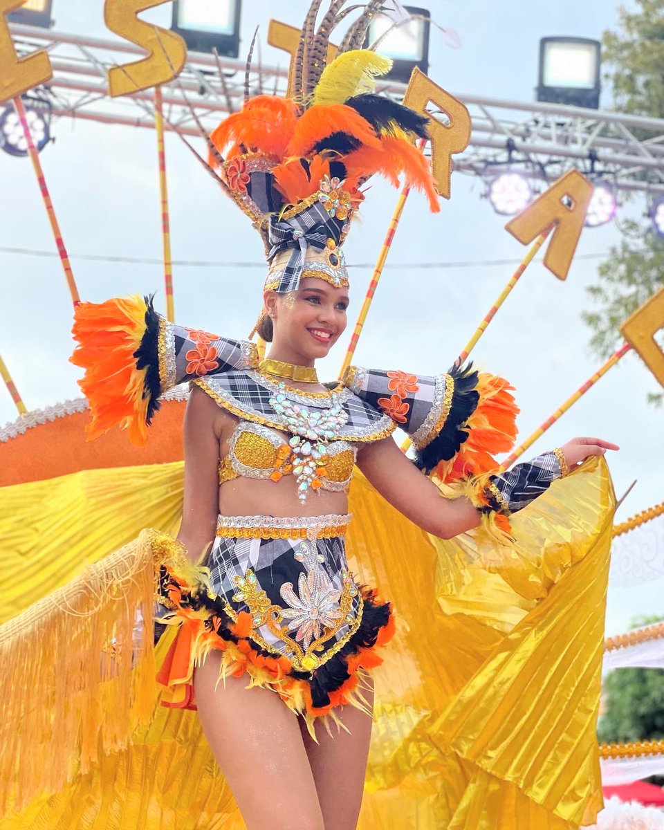GillesBELMO's tweet photo. #OutreMer #Guadeloupe #BasseTerre #MissFrance : Indira #Ampiot, Miss Guadeloupe 2022, Miss France 2023, à la parade carnavalesque à la Ville de Basse-Terre @IndiraAmpiotOff @missgpeofficiel @MissFrance https://t.co/SWdZ3VAA55