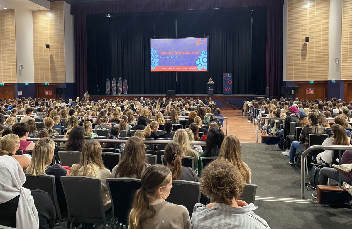 Julie Kiggins tweet media