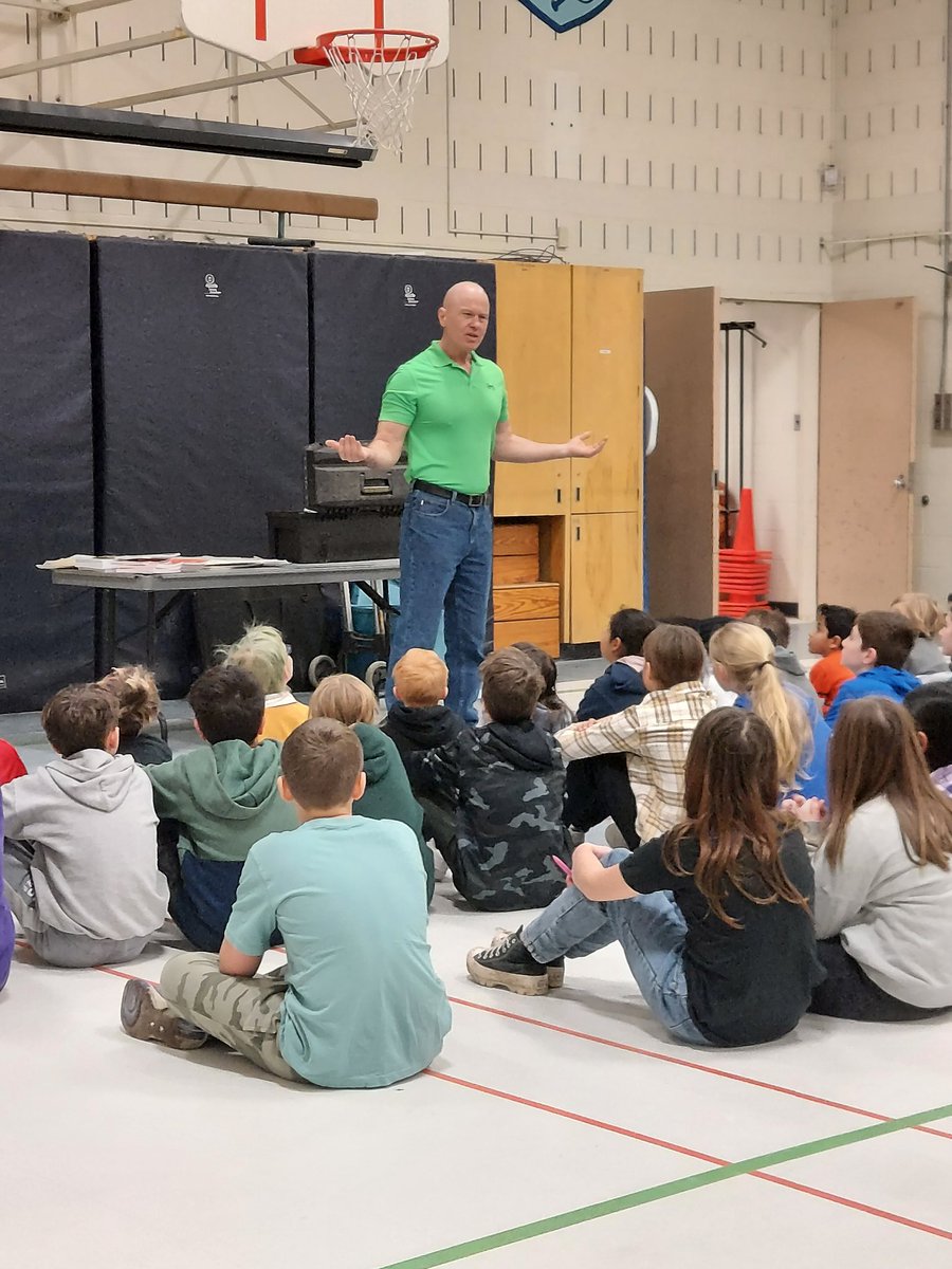 A. Harris tweet media