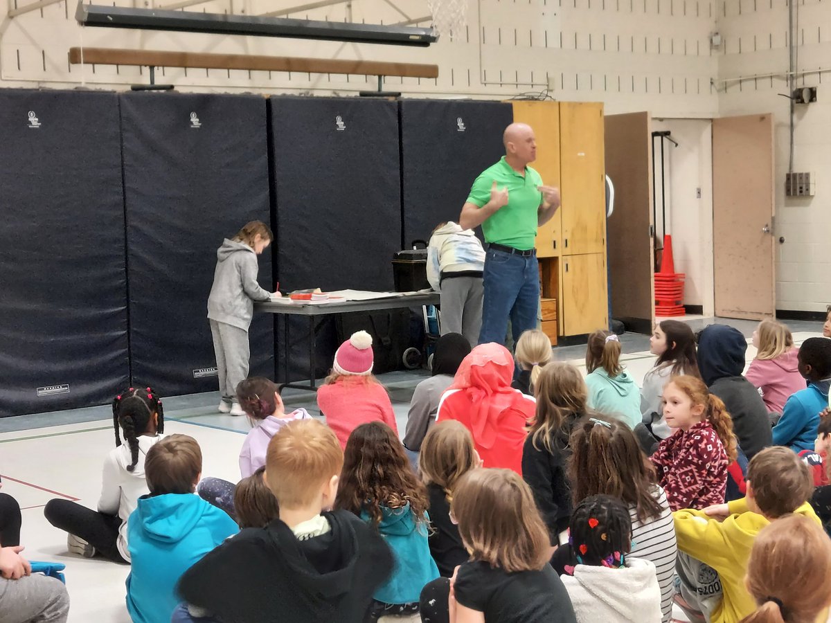 A. Harris tweet media