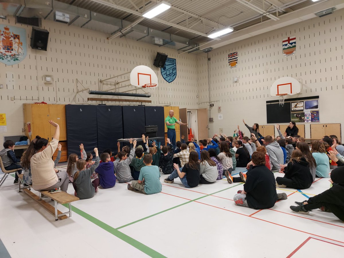 A. Harris tweet media