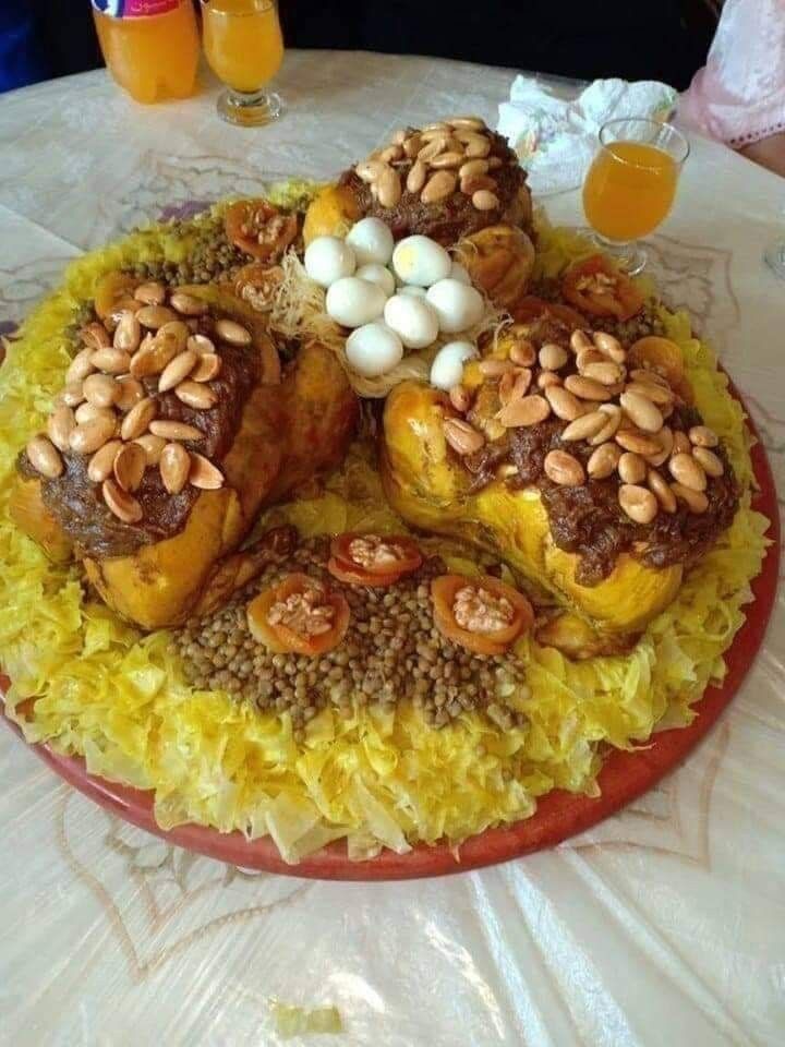 #MoroccoGate 
#moroccanfood
'Rfissa' moroccan food😋🇲🇦