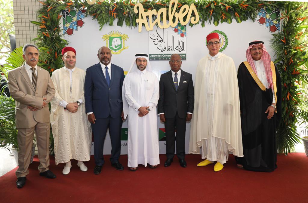 KSAembassyCi's tweet photo. S.E.M. l'Ambassadeur Abdullah bin Hamad ALSOBAIEE a pris part, ce jour à la cérémonie d'ouverture des activités de Journées culturelles arabes à Abidjan, organisées par le Groupe des Ambassadeurs arabes accrédités auprès de la République de Côte d'Ivoire. https://t.co/QW22FlnFyQ