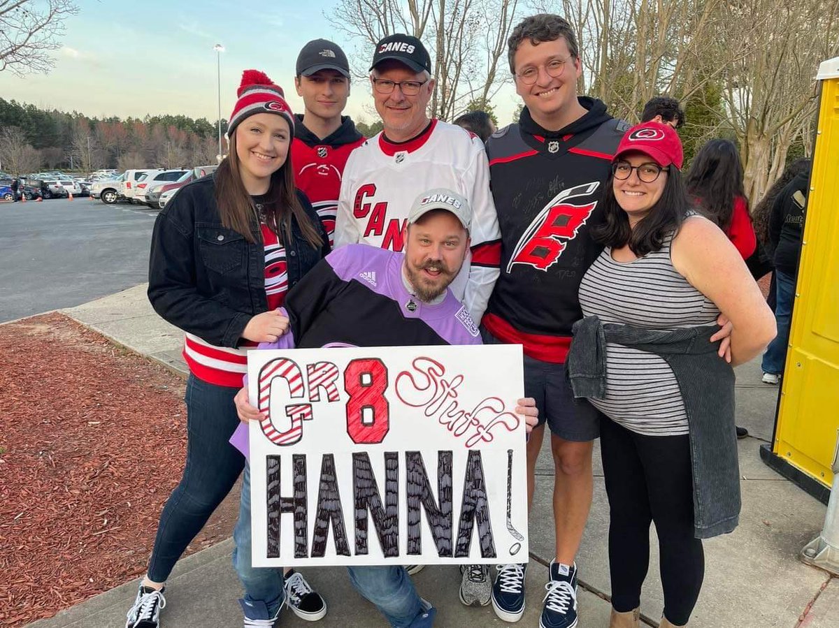 embur4's tweet photo. @Canes we’re here! @HannaRaeYates great stuff! #letsgocanes https://t.co/9J3nnhfHdZ