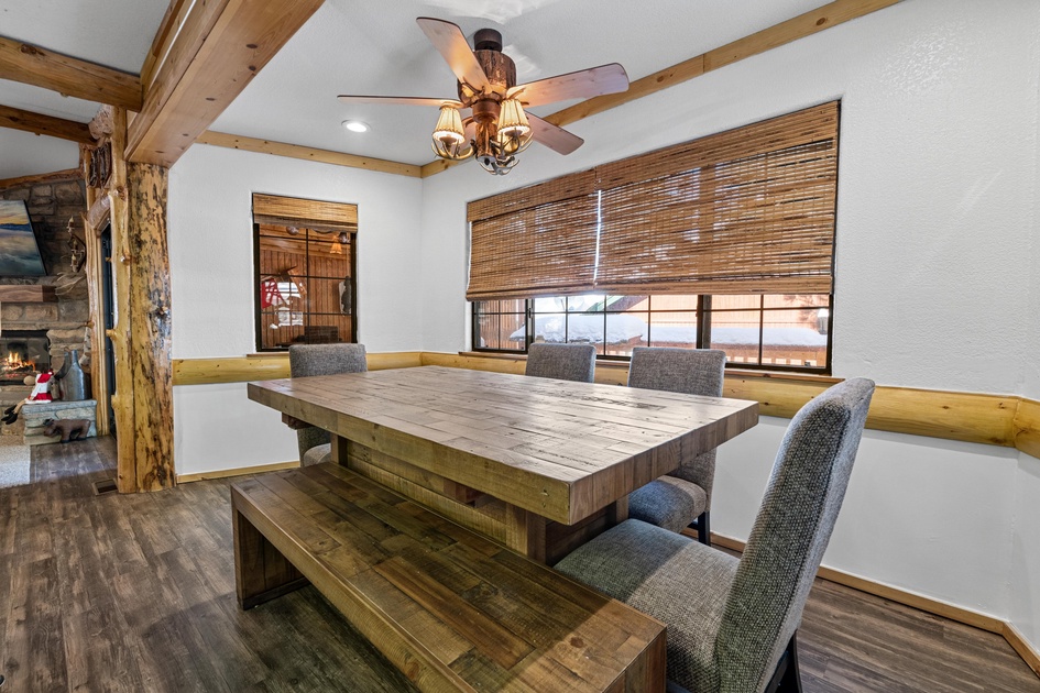meredithlodging's tweet photo. New to Meredith Lodging's Luxury Collection! Unwind in style at Bullwinkle and Friends Log Cabin Getaway in Big Bear.

Learn more about this stay at https://t.co/A5l2NUN4QI https://t.co/volvLXwi3T