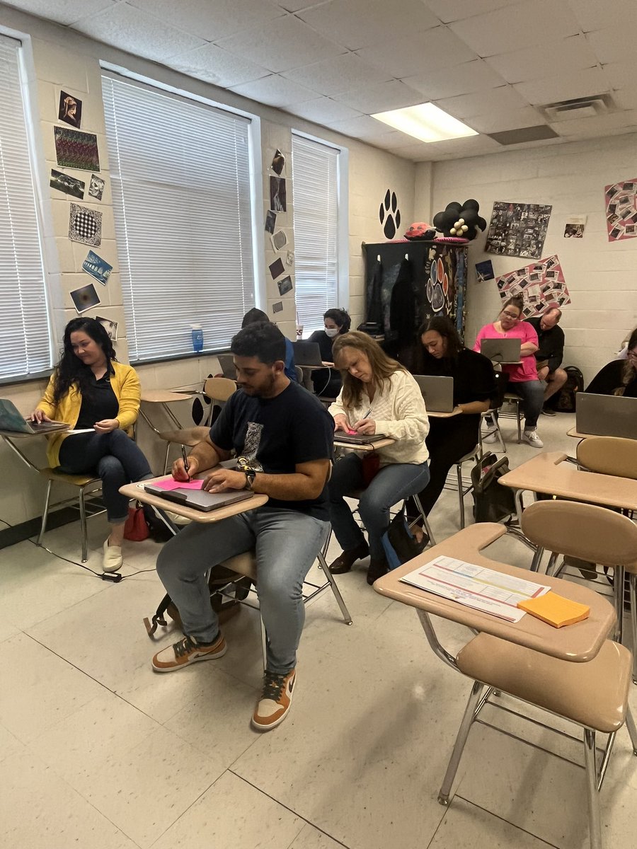 TaliciaLSmith's tweet photo. CCS teachers are the best and Science teachers are the best of the best. Spending the day analyzing, strategizing and creating action plans for student success. #CCSleads #CumberlandCoSchools #DBMS_Hawks https://t.co/O6C08Vbuwz