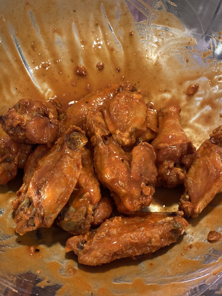 Rastartodd's tweet photo. THC infused Chicken Wings might be my most popular offering. We cater like a mashed potater . No chicken has ever flown so high. https://t.co/w7MN3S5wb3