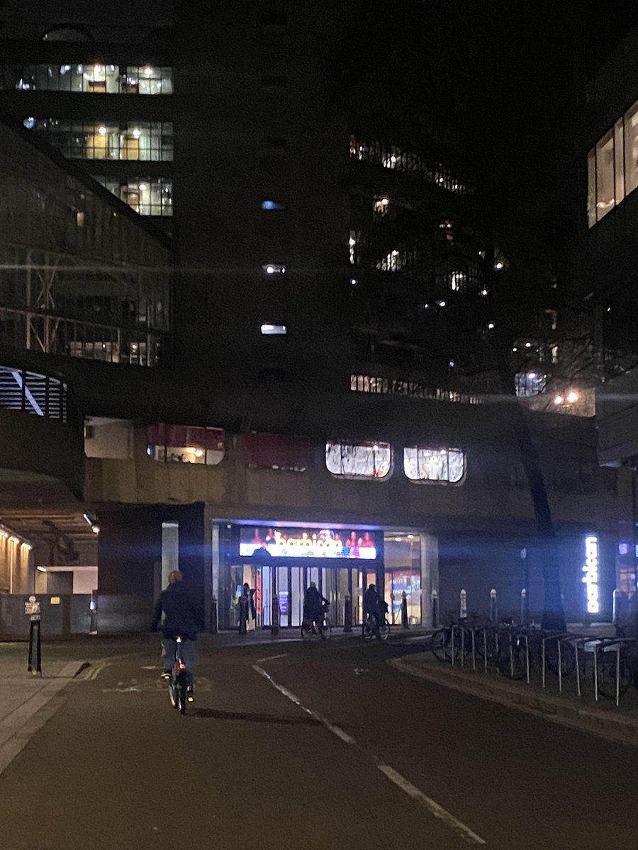 samra_said's tweet photo. #BlackCyclone: Africa and its Diaspora’s Love for the Bicycle films at the @BarbicanCentre was inspirational. We celebrated our love for cycling & the joy it bring us by committing to #CycleSisters #smilesandmiles challenge by borrowing @TfL Santander Cycles for tonight’s ride. https://t.co/UCU3yo3ogY