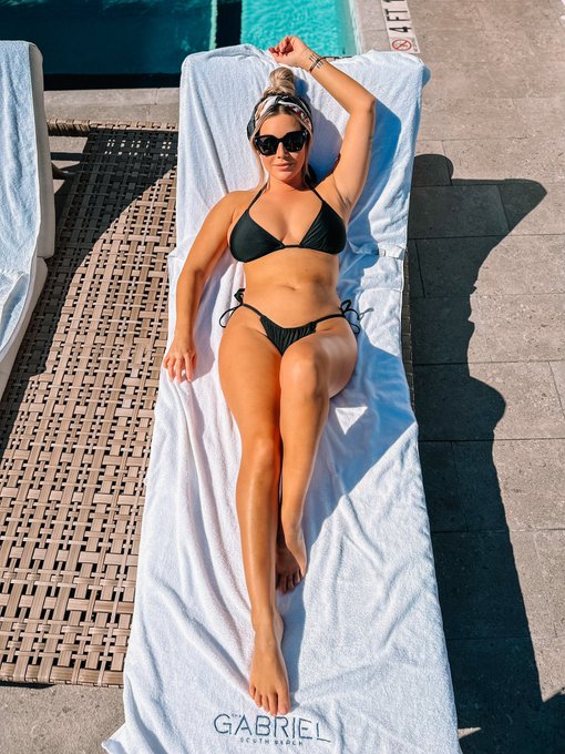 Ready to go back to Florida, what&rsquo;s good in FLL?! https://t.co/3U1yoP45lf