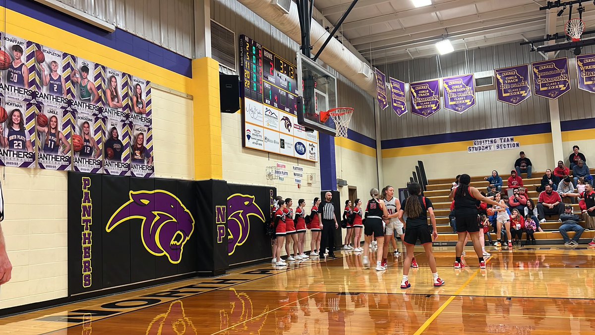 DFAST_3's tweet photo. Night 2 of districts. #Reflife https://t.co/Ktr0YfHker
