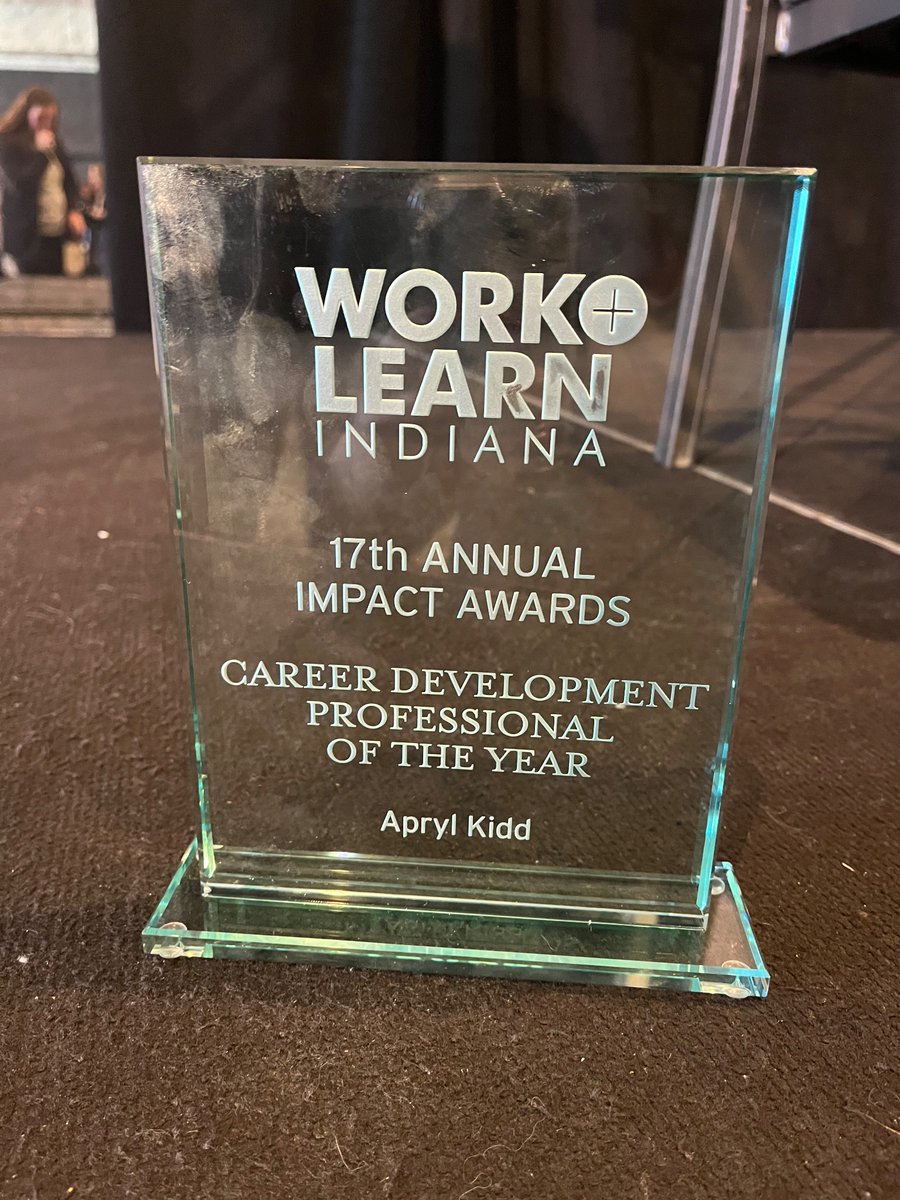 MrsAprylKidd's tweet photo. I was honored to be recognized as Work + Learn Indiana’s Career Development Professional of the Year! I am fortunate to have the opportunity to lead @COSMOSIndiana and work with teachers, leaders, and students from @SCSJugRox, @MCSBlueJackets, and @Orleans_Schools .

#INIMPACT23 https://t.co/ZAeP0w40rE