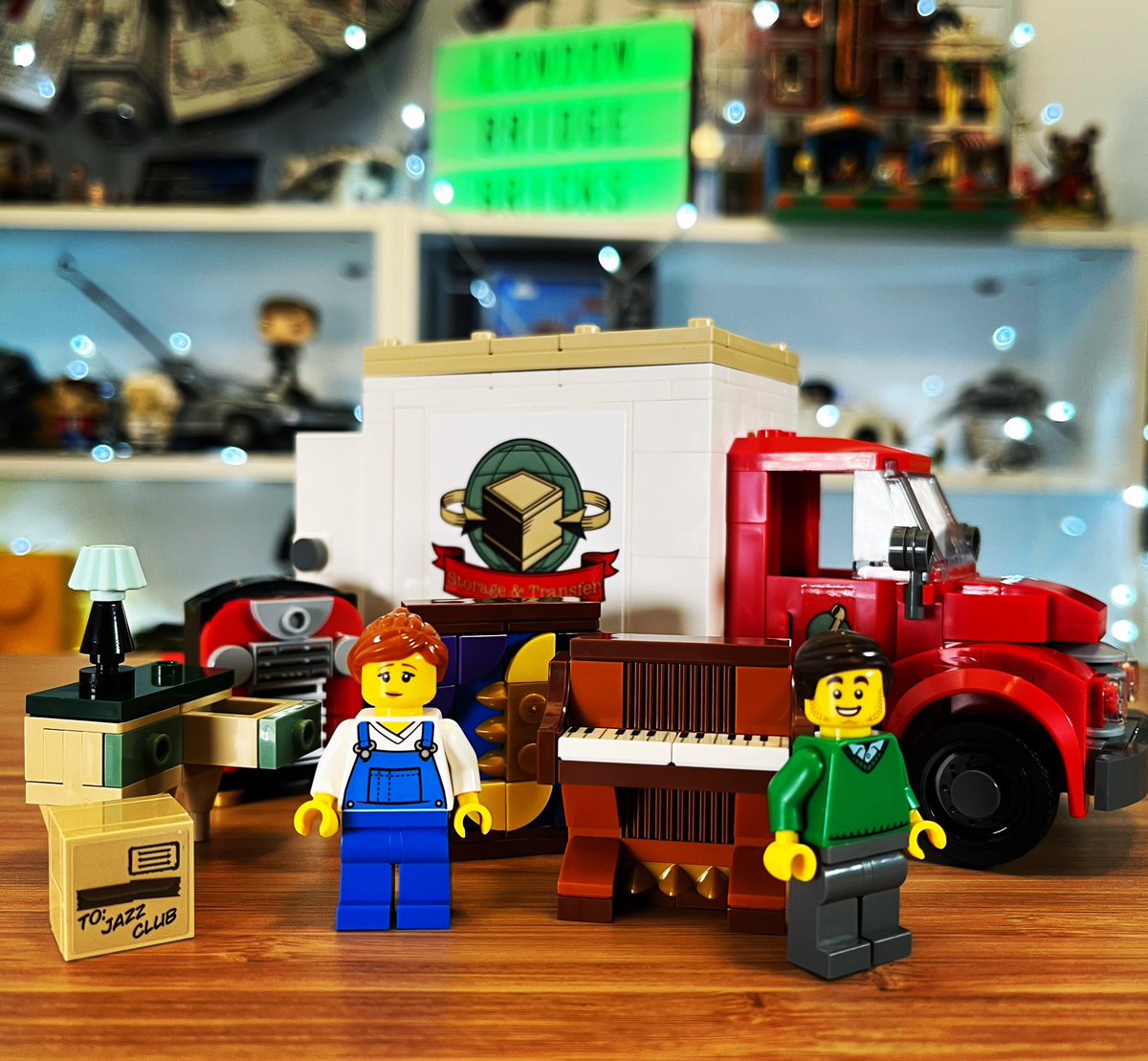 LBG_BRICKS's tweet photo. Thank you everyone who tuned in tonight for a really fun stream for a really fun GWP set that I highly recommend ❤️ https://t.co/WAr9R8tFnd
#lego #legos #legoreview #legocollection #legostore #legolivestream #livebuild #legoicons #legoMovingTruck #movingtruck #lego40586 https://t.co/vlrWBHi3dw