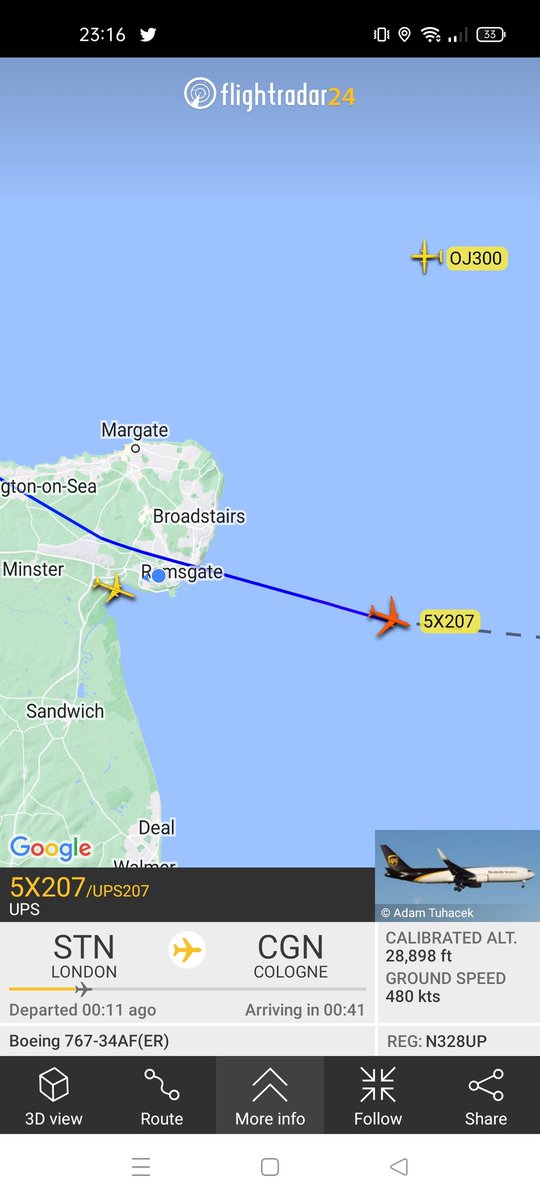Slugslime2's tweet image. This rust bucket flew over #Ramsgate creating so much noise even at 29000 ft. Now imagine knackered cargo planes if #manston air CARGO hub opens in #Ramsgate just 500ft above the town. No one will want to visit destroying our #tourism and #hospitality. #RSPmanston #ClimateCrisis
