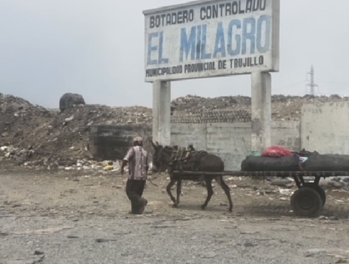 georginareport's tweet photo. 🆕 Adiós a la contaminación en Trujillo: OEFA ordena cierre definitivo de botadero El Milagro
Leer más aquí ➡️ https://t.co/36ZF15bvRr
#FentapPerú2023 #HidroboletínFentap #FentapInforma https://t.co/dAIZXQLQDz