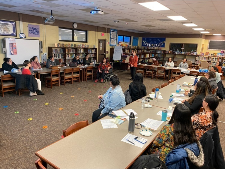 D83Shines's tweet photo. #D83shines BPAC members meeting and discussing the first 8 chapters of, "La Vida Es Un Jardin Para Cultuvar," by local Author Pascuala Herrera. https://t.co/2YYM3u9awU