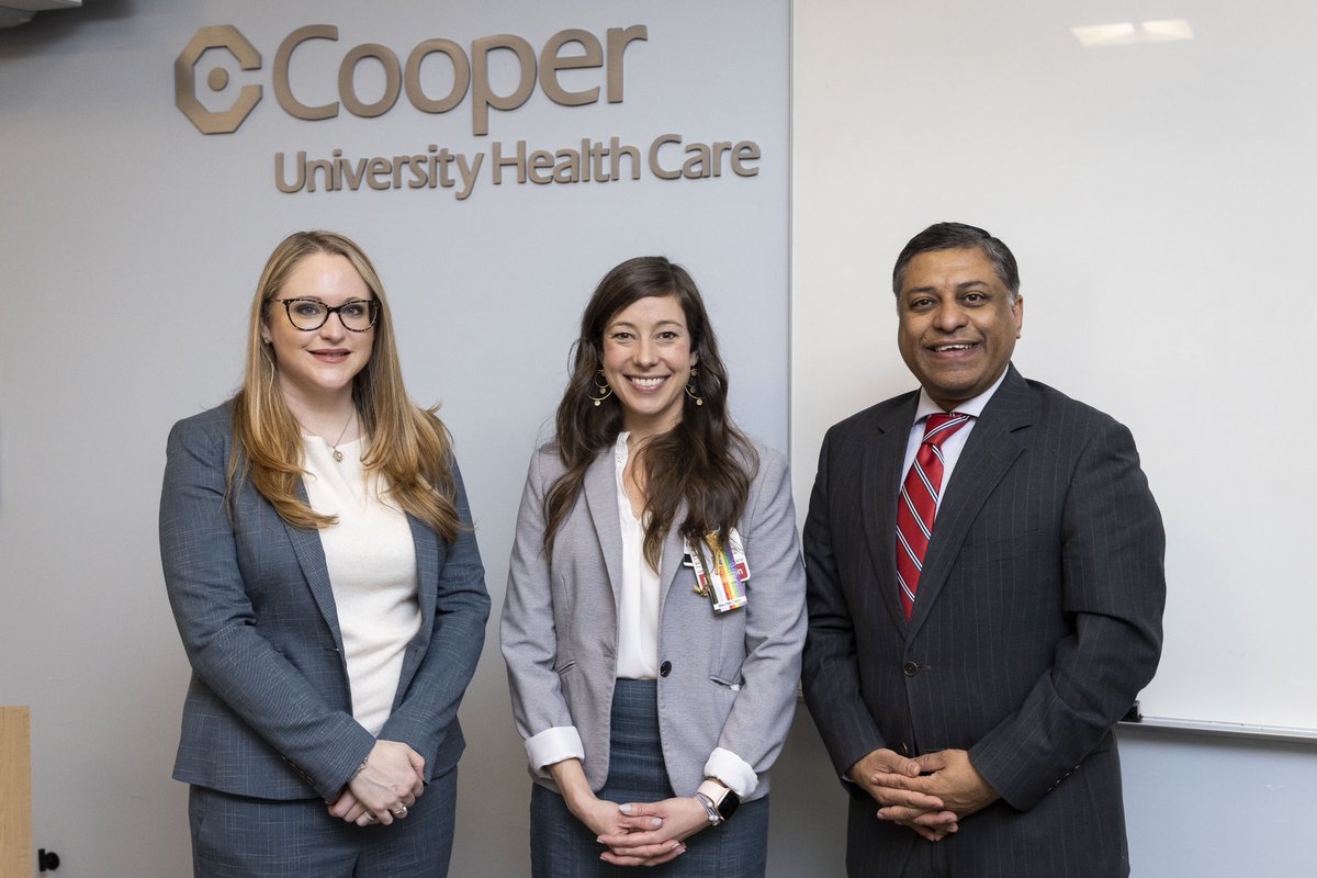 Today, we were proud to host <a href="/ONDCP/">ONDCP</a> @DrGupta46 &amp; <a href="/NJDHS/">NJHumanServices</a> <a href="/sarahmadelman/">Sarah Adelman</a> for a round table discussion with our #addictionmedicine experts about medication assisted treatment (MAT), its success at Cooper, &amp; removing barriers to treatment. #MATforall <a href="/SNJMATCOE/">Southern NJ MAT Center of Excellence</a>