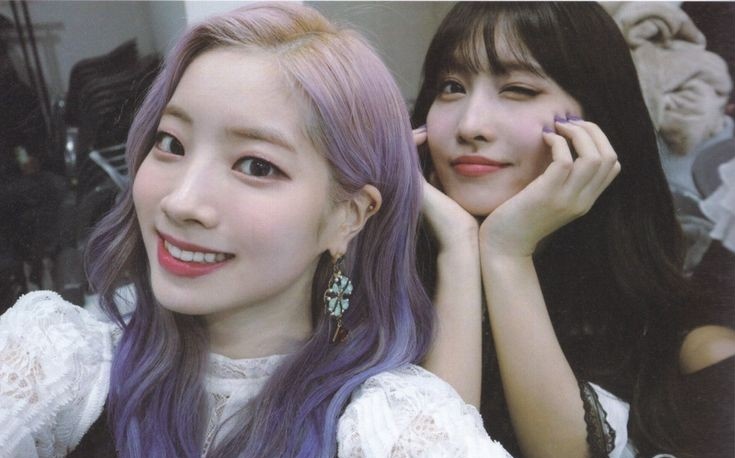 dahmo straight up really pretty #MOMO #DAHYUN #TWICE