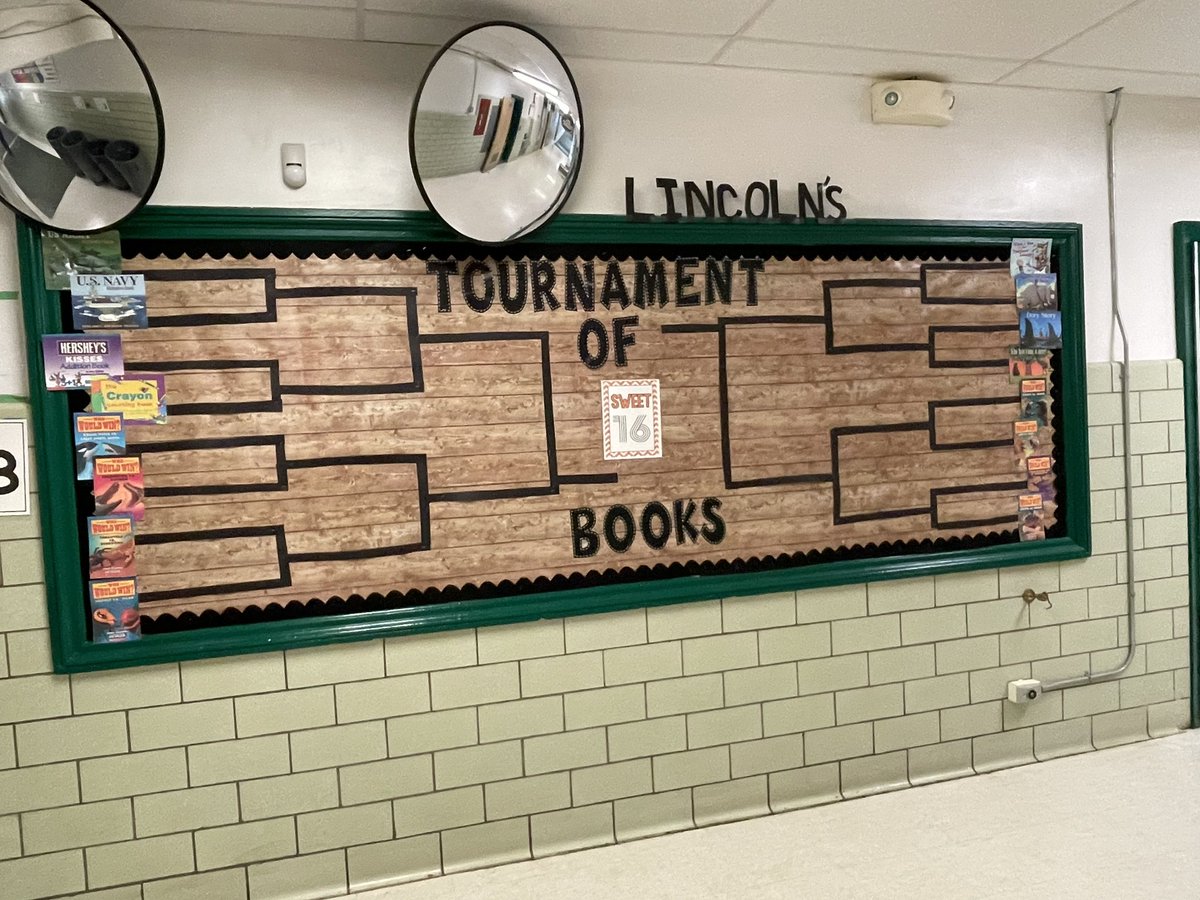 Michelle22669's tweet photo. March Madness at Lincoln is underway as we start our Tournament of Books. We are getting pumped up for our author visit in April with our Sweet 16 favorites from Jerry Pallotta on this year’s bracket.  Let the games begin!! #lncproud @LincolnSchool8 @jerrypallotta https://t.co/FabjBV1iHX