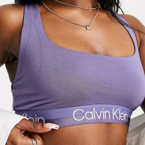 mrnmrsdcpicker's tweet photo. So good I had to share! Check out all the items I'm loving on @Poshmarkapp from @dealz_are_sweet @slpbr1207 #poshmark #fashion #style #shopmycloset #jcrewfactory #sonoma #calvinklein: https://t.co/LENWPE8v58 https://t.co/7wESdeuWS5