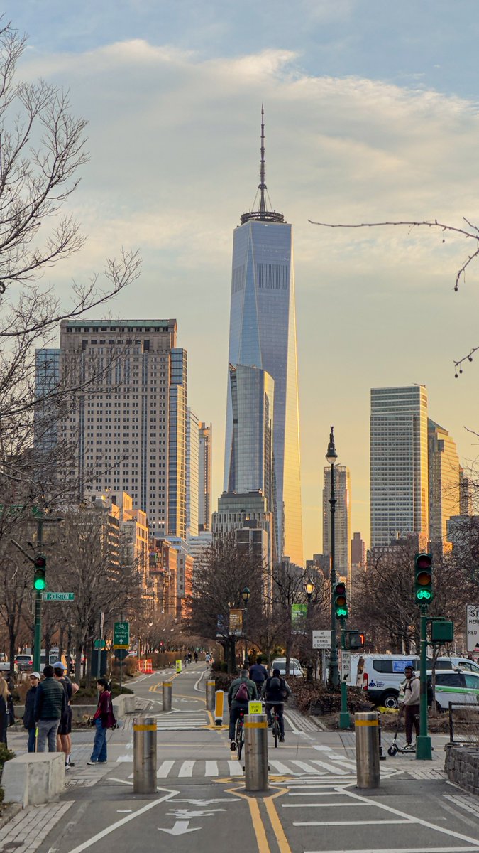 🌆
