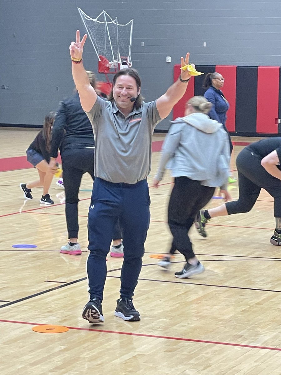 timgtaggart1's tweet photo. Had a great time in Houston!  As always, #Brainball Cannon Launchers and #PowerBall where big hits!   #SHphysed https://t.co/PhCdKm4iop