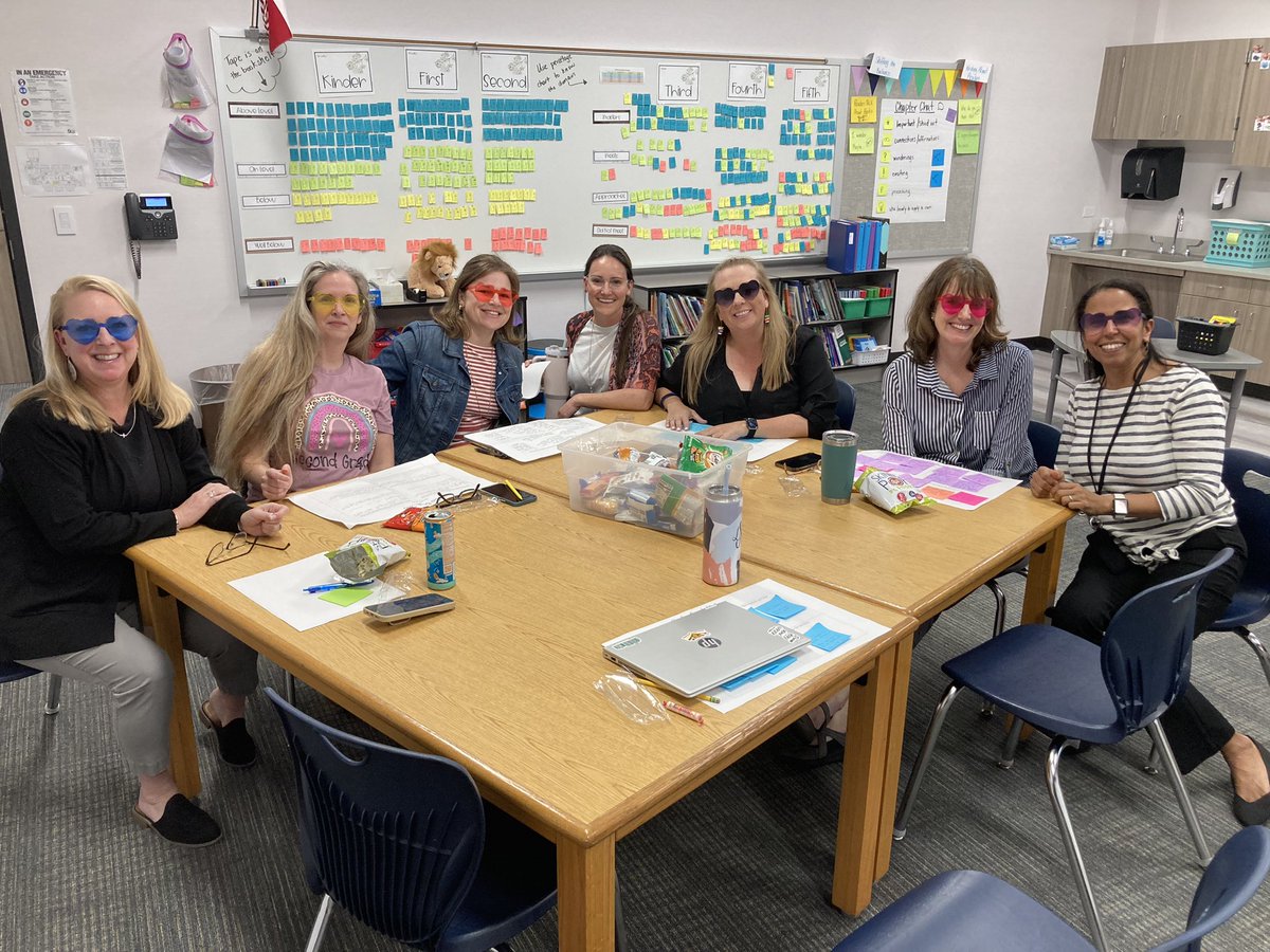 lsyrinek's tweet photo. Our students’ futures are brighter because of these dedicated and passionate educators. They love learning! #bookclubs #podcastclub @HallHawks @ccisdlearns @Steph_King_5 @amycgraham13 https://t.co/RjavgYfiha