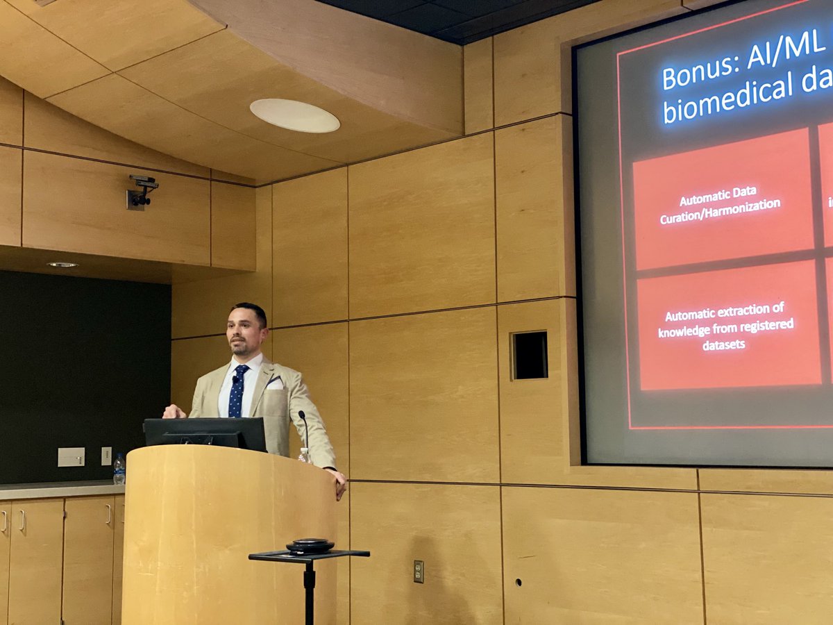 RiyueSunnyBao's tweet image. Dr. Hernandez ⁦@Evilution84⁩ speaking on harnessing #data -driven collab #infrastruc to adv #cancer res, acc clinical use of liquid biopsy, improve veteran’s health. #dataScience #teamScience!!! ⁦@UPMCHillmanCC⁩

Thanks Dr. Bob Ferris ⁦for sponsorship and support! 🎉