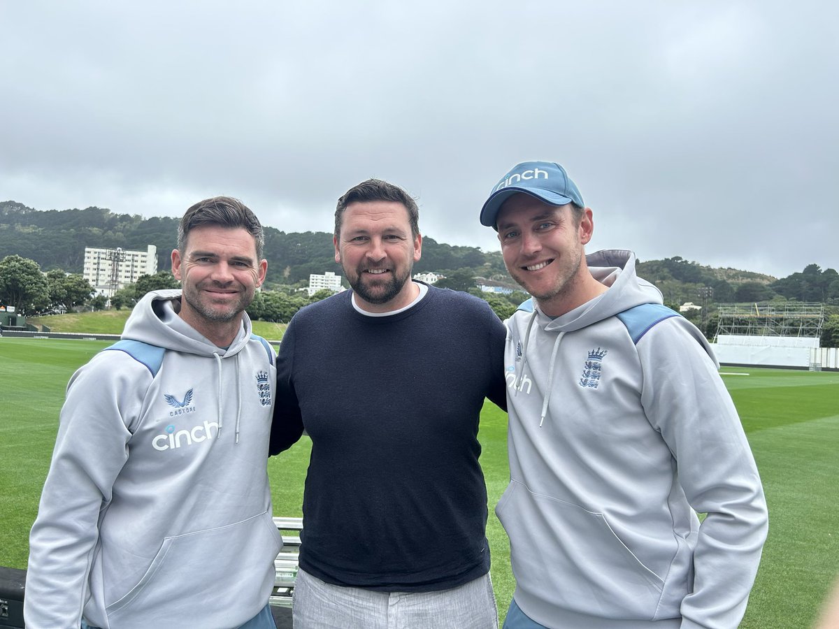 Sam Ellard tweet media