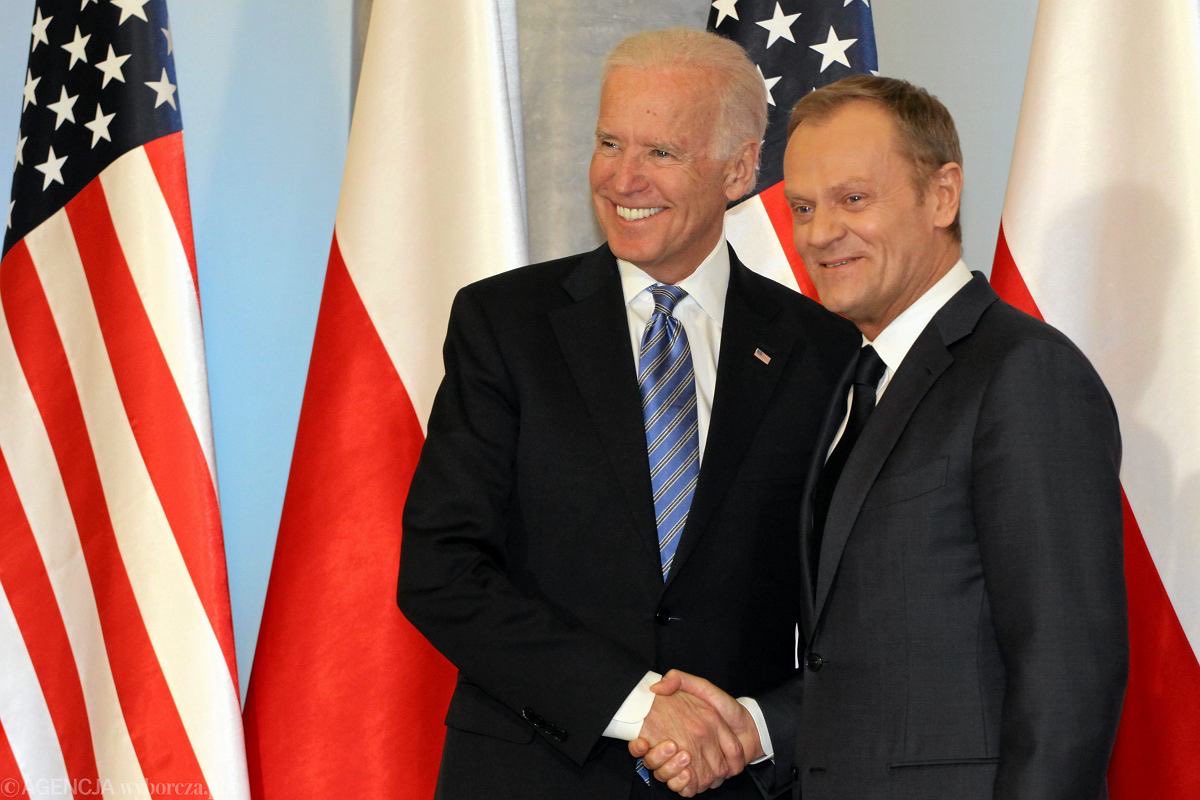 adik779's tweet photo. Witaj Twitterownio 🙋♂️
Dobrego dnia ☕️👊
Niezmiennie #PiSOut z 🇵🇱🇪🇺✌️👊
#SlavaUkraini ✌️
#Democration 🇵🇱🤜🤛🇱🇷
@POTUS @donaldtusk @trzaskowski_ https://t.co/pzNkWmrCTW