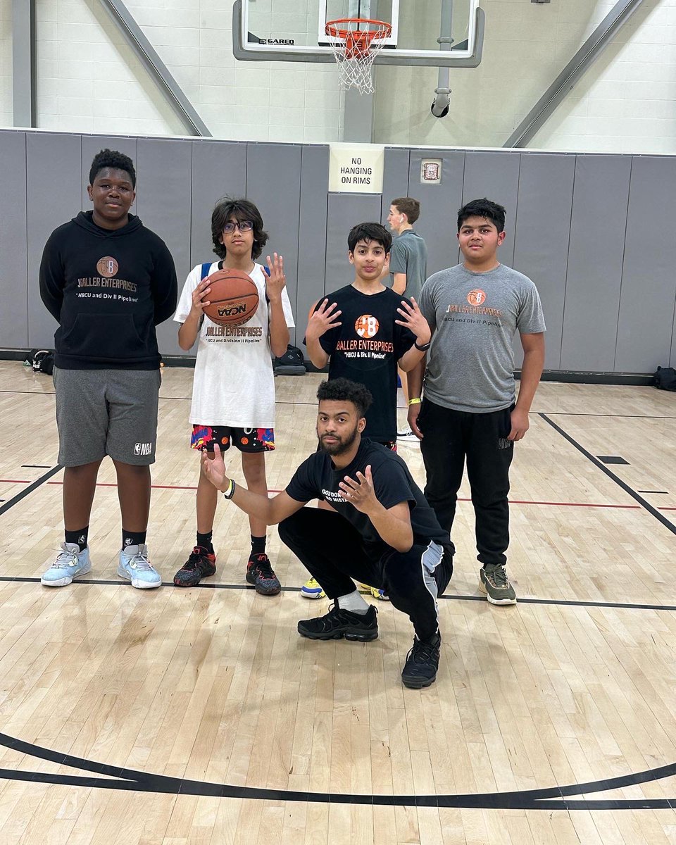 JBaller Class was in session today. Special s/o to everyone who participated today. This is only the beginning. Let’s goooo!! #youth #youtheducation #ballislife🏀💯 #college #collegebound🎓 #fyp #fypシ