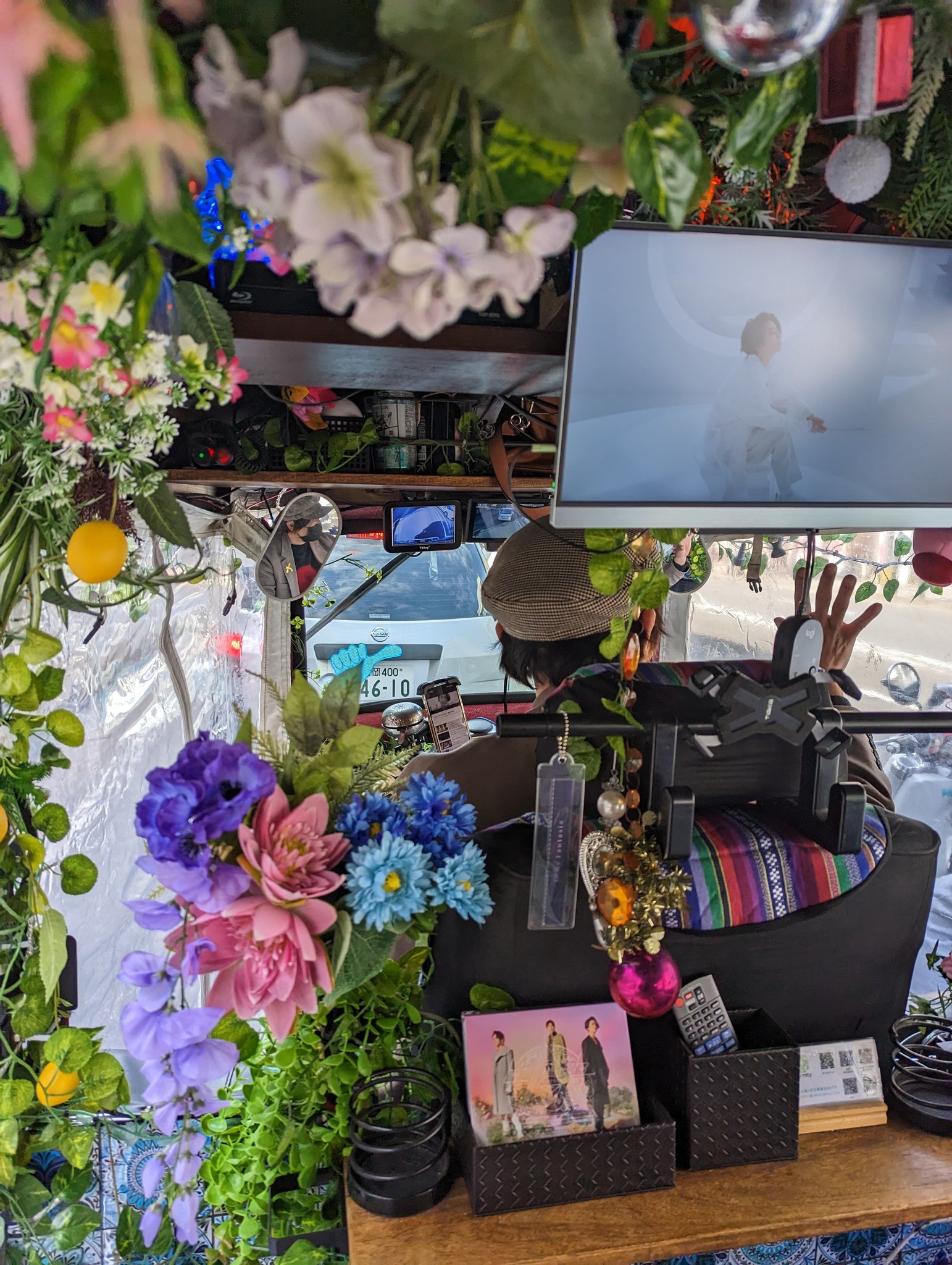 Fpi5-ytacAAyD-s.jpg:large