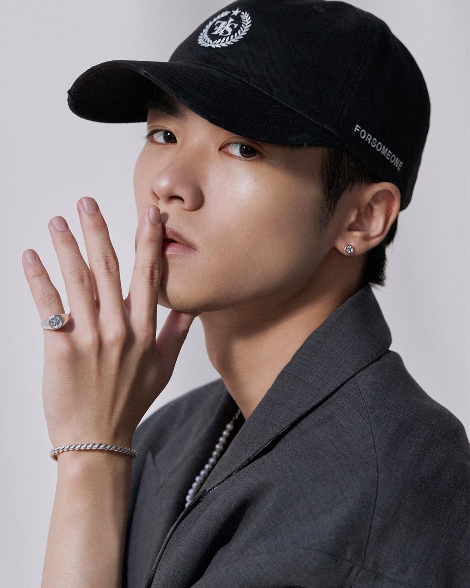 forsomeone_001's tweet photo. PEACE RING SILVER
PEACE PIERCING SILVER
ONLINESTORE
https://t.co/b9idIdJ8Lc
FLAGSHIP STORE
℡ 03-5708-5838
#forsomeone
#forsomeonebyone
#22FW
#川村壱馬 https://t.co/jRzKdGk11X