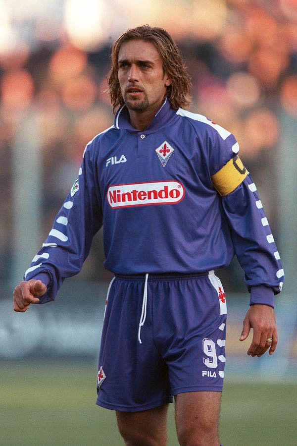 Somehow a corporate sponsor and its logo could become just as much a part of the kit's aesthetic app