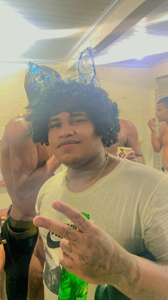 A diversão é o elemento mágico da vida!
🥳
