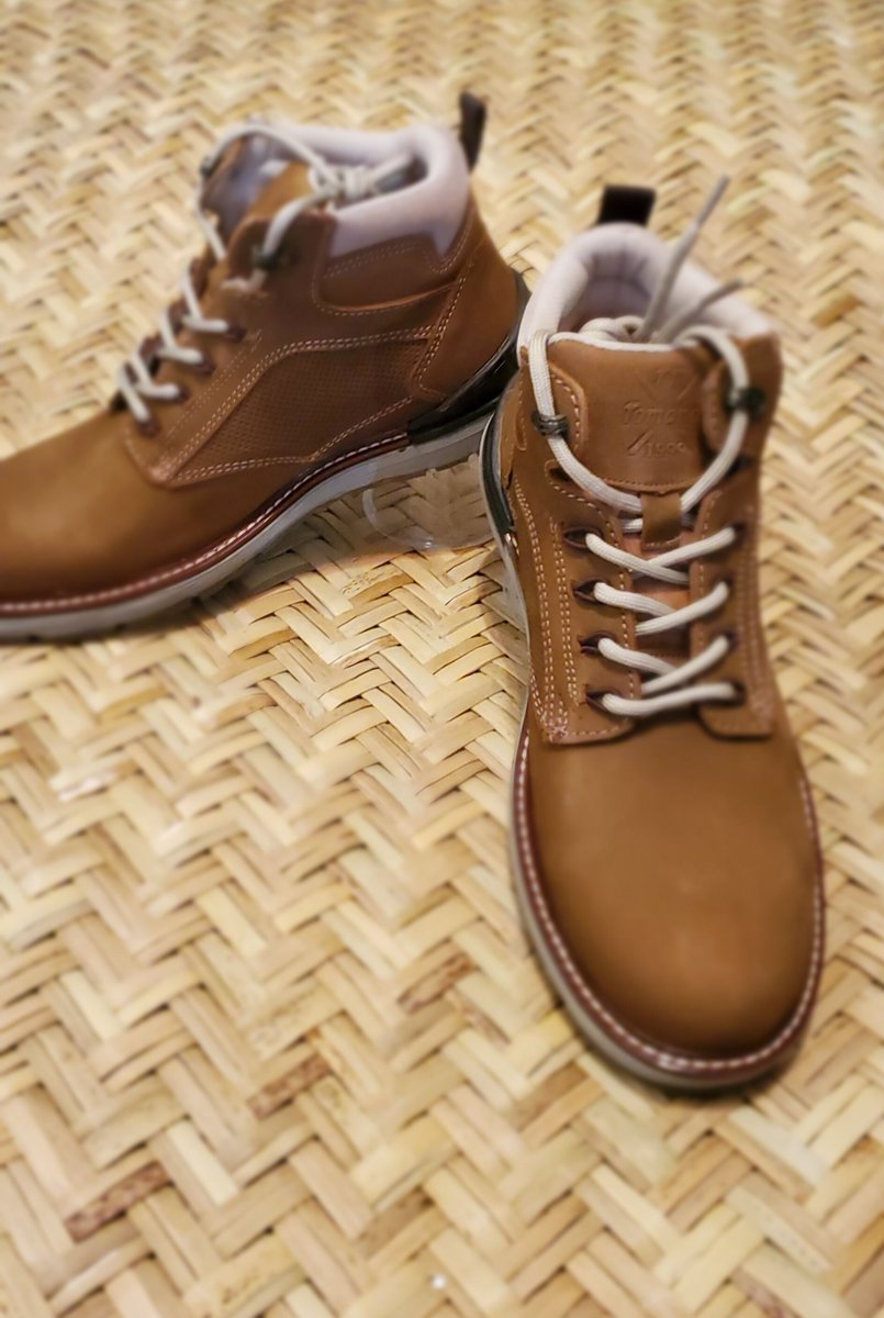 FantasticIndoorSwapmeet tweet media