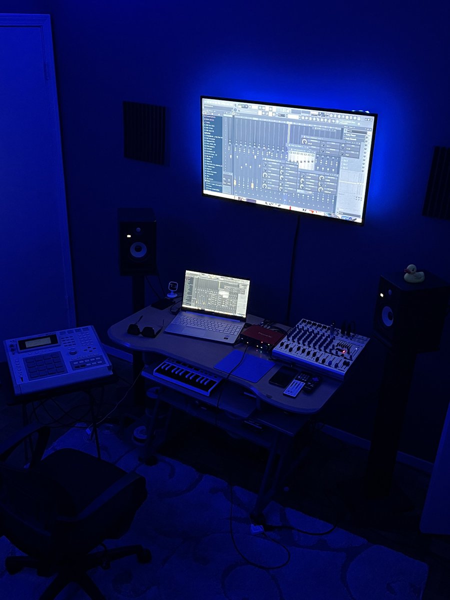 ThaKonnect's tweet photo. @jawshonthebeat https://t.co/MDCdYG13Nf