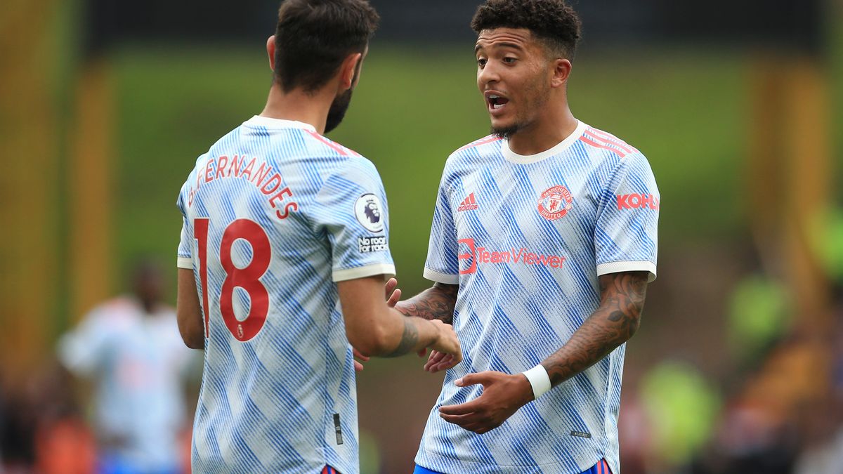 In recent years the "clean" kit design trend has seen some challenges.

Not least through a renewed 