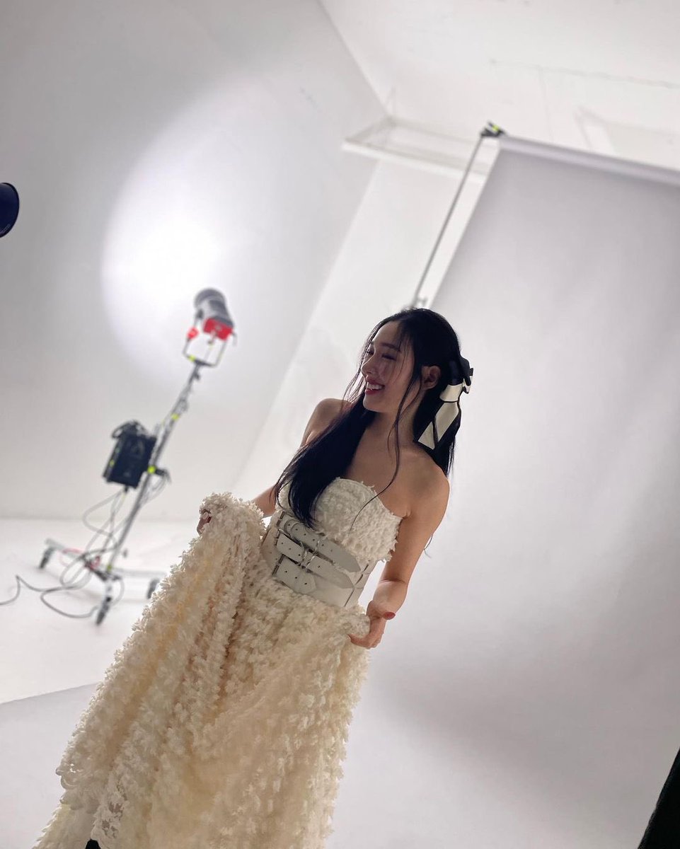 thepositiffany's tweet photo. “… show ‘women empowerment’ through ‘action’ … and if you are confident and sincere with yourself, i think it is essential to express yourself confidently.” https://t.co/FFZiqhvASK